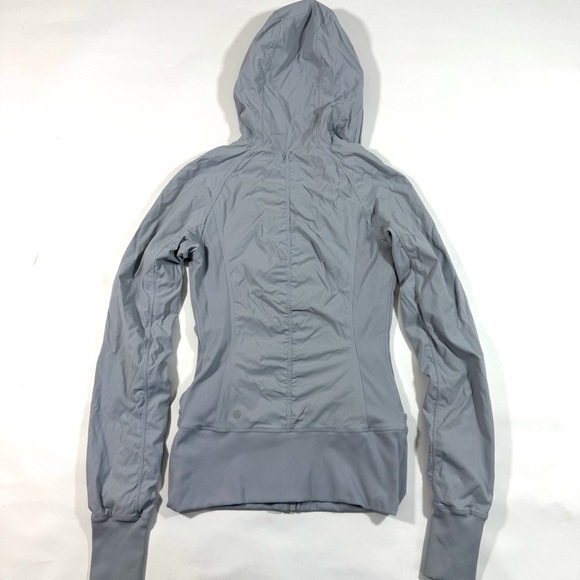 Lululemon In Flux Jacket Silver Fox Size 6 DAMAGED - Picture 2 of 8